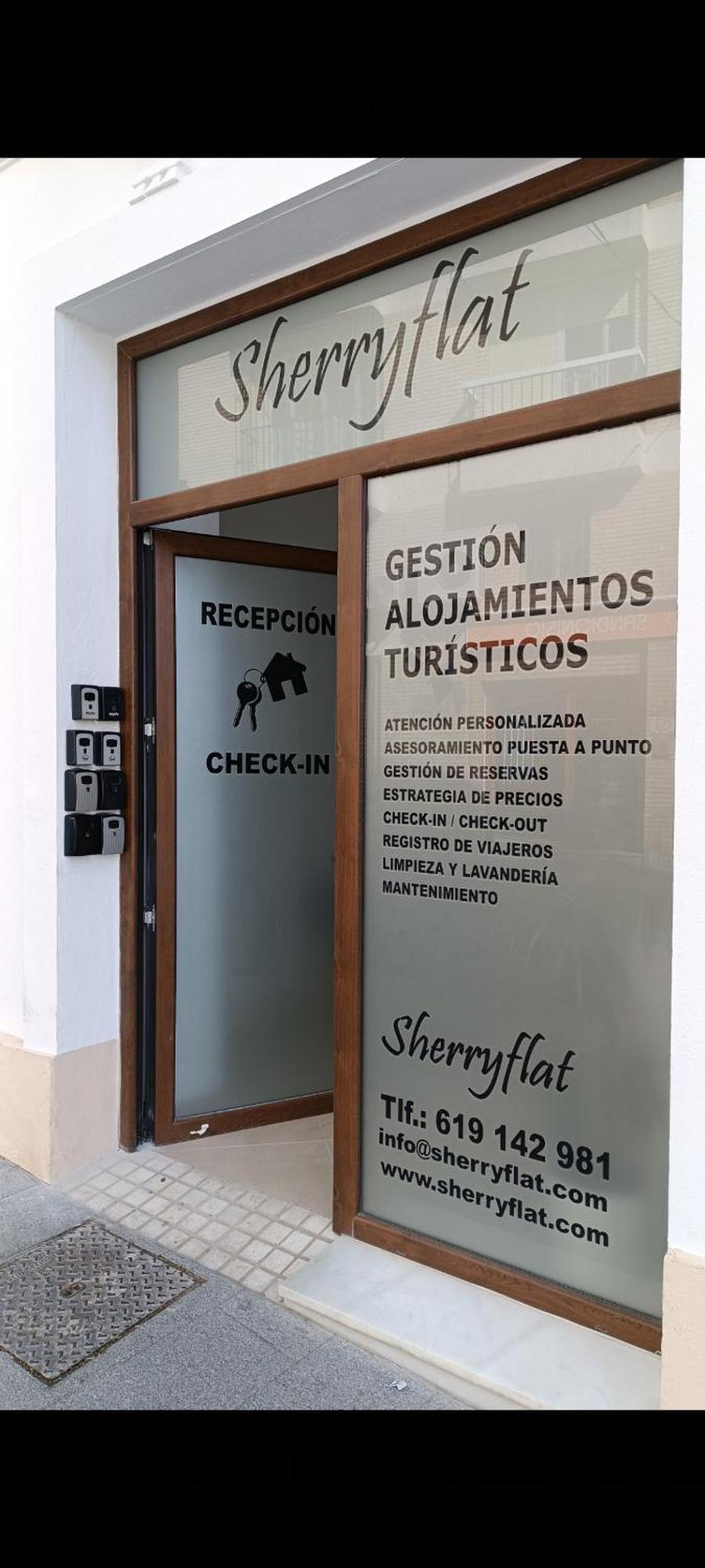 Sherryflat Abrantes - Parking Jerez de la Frontera Extérieur photo